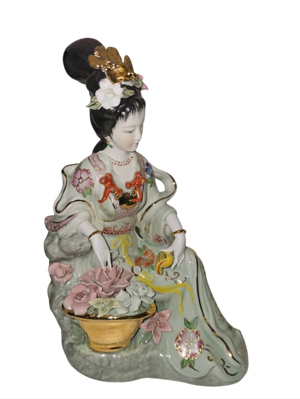 💰Vintage Porcelain Geisha Figurine in Pastel Green with Gold Accents